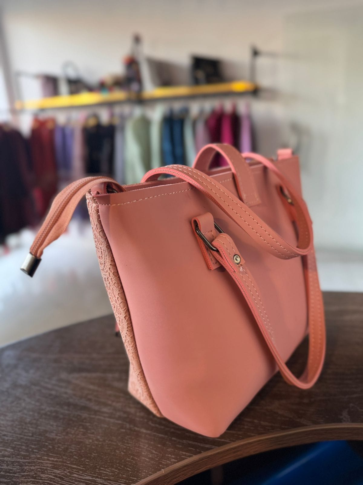 Luxury Stylish & Elegant Ladies Bag - Image 3