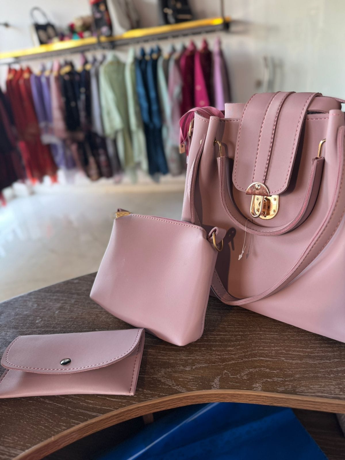 Luxury Stylish & Elegant Ladies Bag 3 Piece Set - Image 3