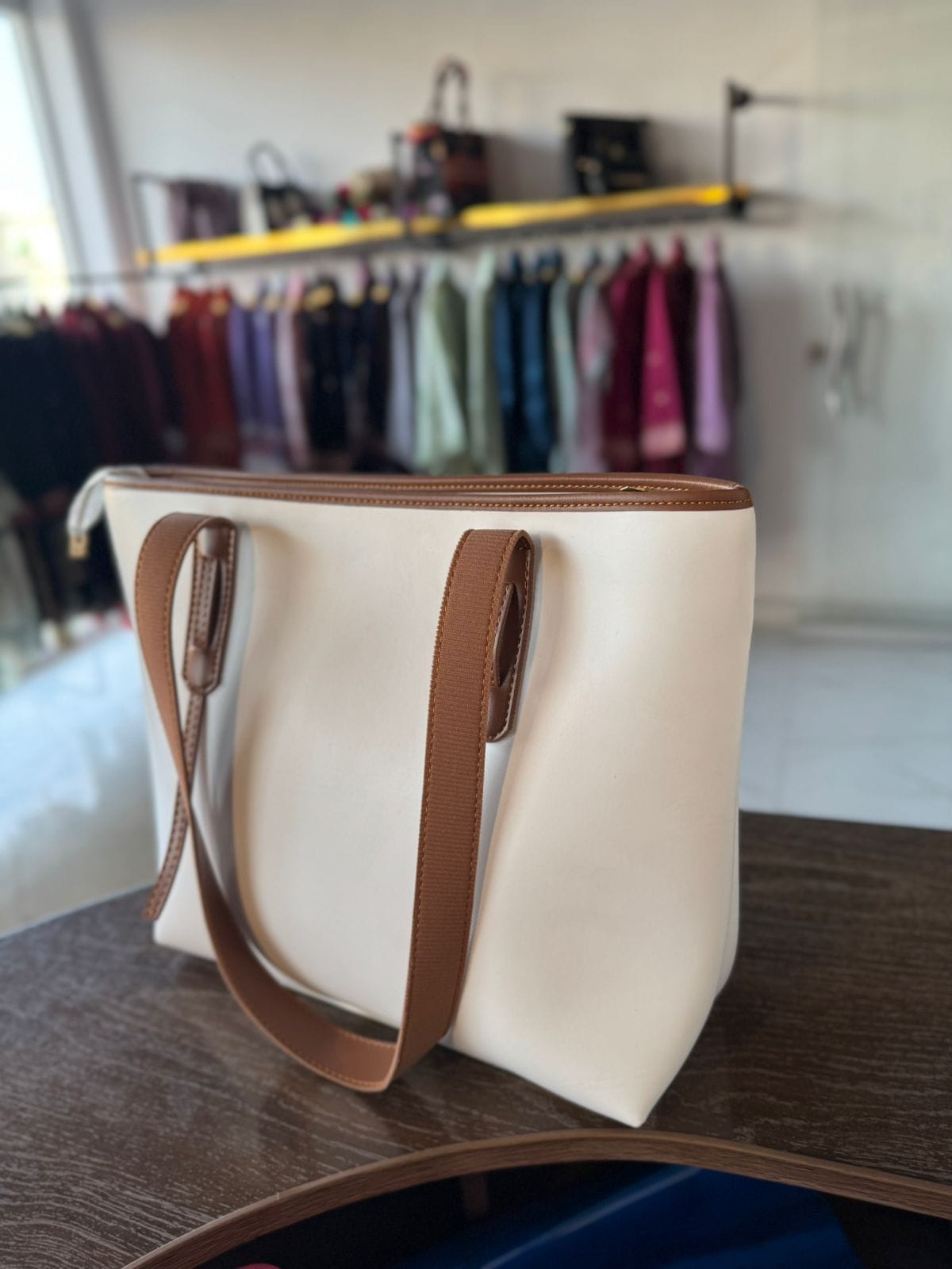 Luxury Stylish & Elegant Ladies Bag - Image 2