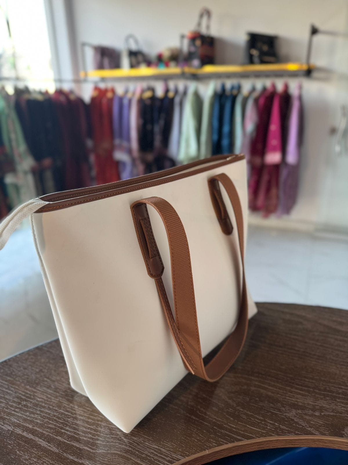 Luxury Stylish & Elegant Ladies Bag - Image 3