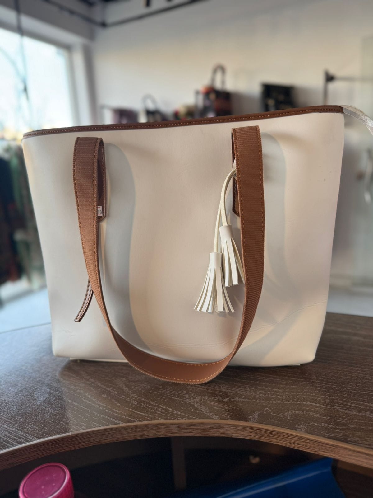 Luxury Stylish & Elegant Ladies Bag - Image 4