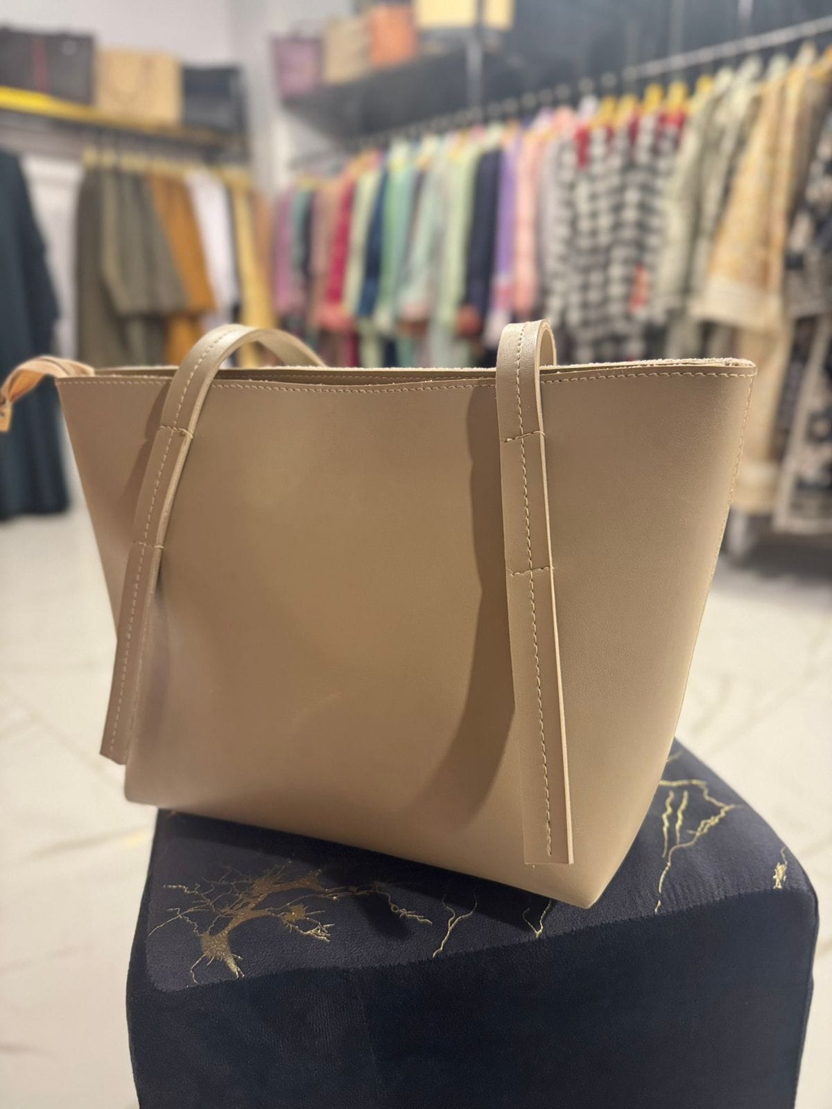 Luxury Stylish & Elegant Ladies Leather single - Image 3