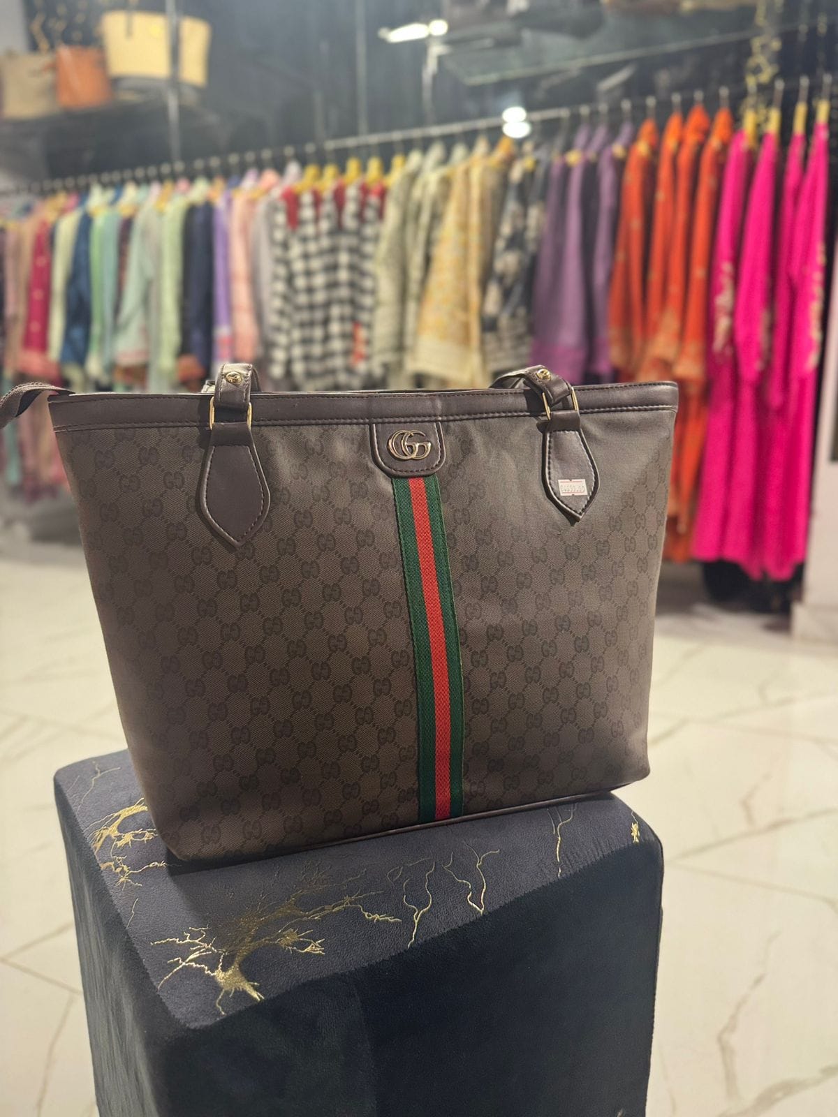 Luxury Stylish & Elegant Ladies Leather Gucci - Image 2